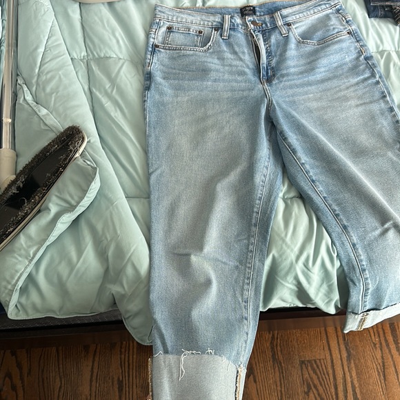 J Crew Essential Straight Jean - Picture 4 of 5